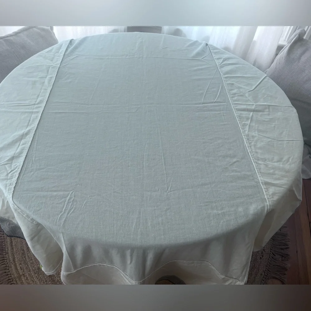 Serena & Lily Bedskirt